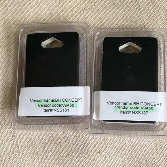 Two Nose Decor nose studs NIB - Picture 4 of 4